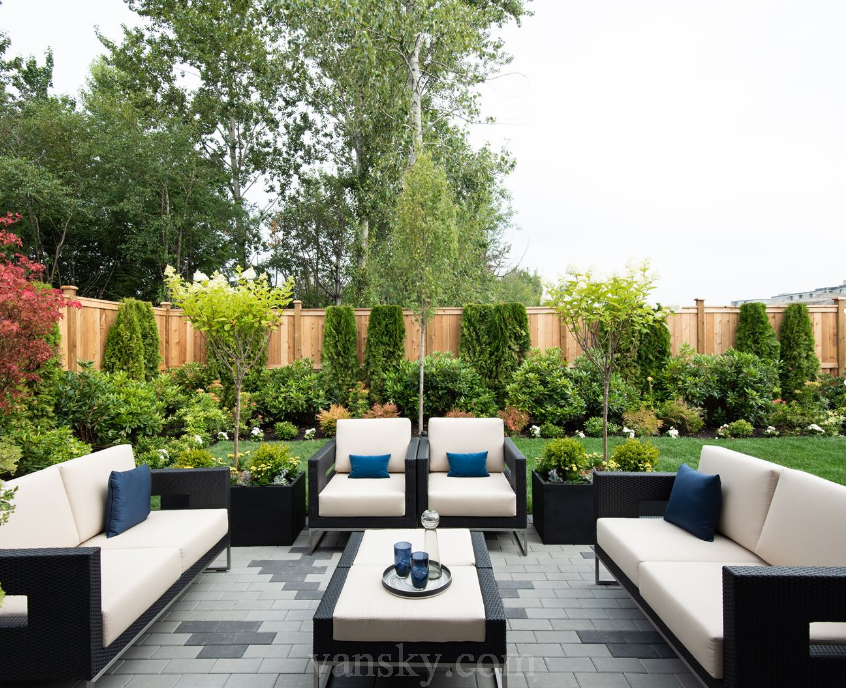210407172419_patio garden - nice setup.PNG